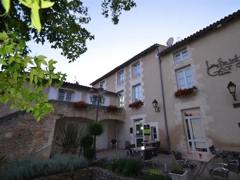 Logis Hotel Le Saint Georges Vivonne Exterior foto